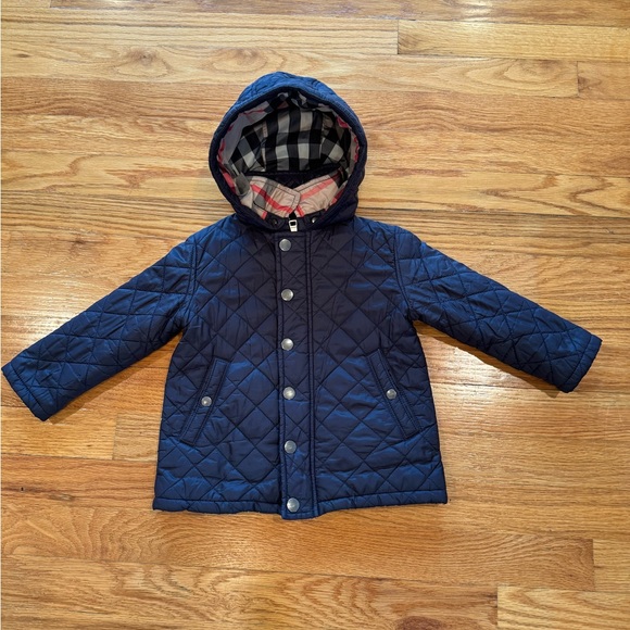 COPY - Burberry Quilted Jacket - Picture 4 of 5